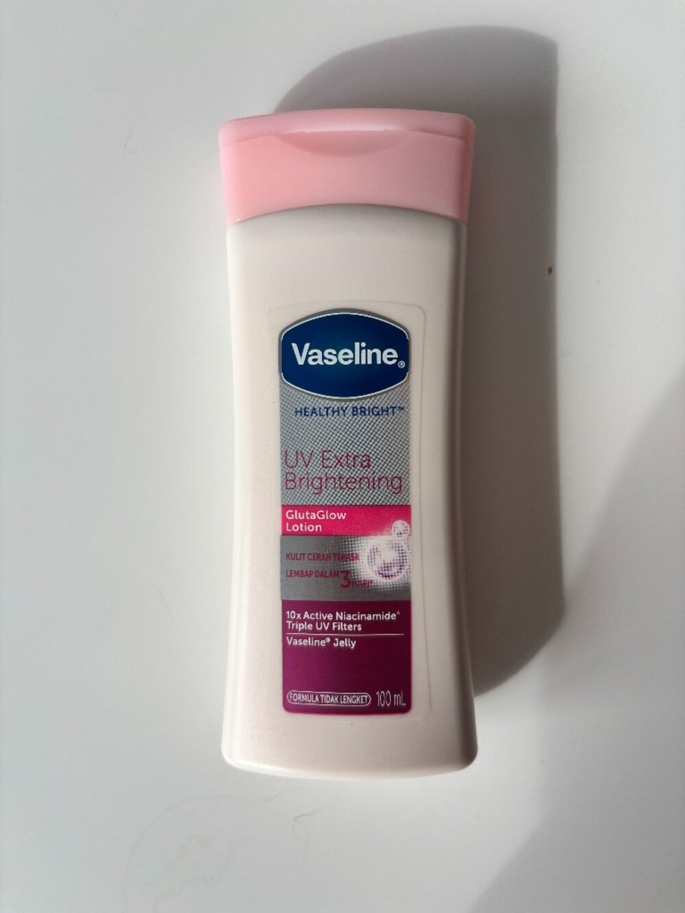 VASELINE Healthy Bright UV Extra Brightening GlutaGlow Lotion 100ml